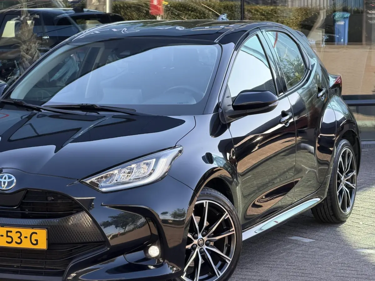 1.5 Hybrid Active Automaat 2022 Navi Clima pdc