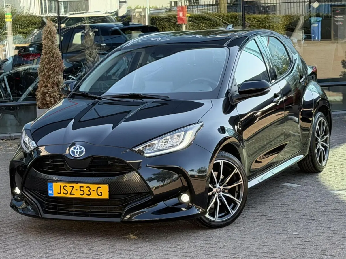 1.5 Hybrid Active Automaat 2022 Navi Clima pdc