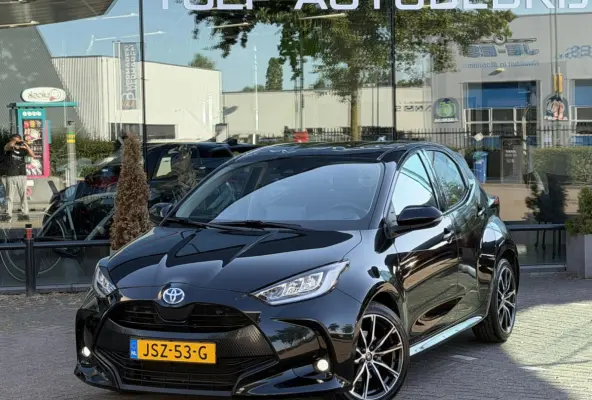 1.5 Hybrid Active Automaat 2022 Navi Clima pdc