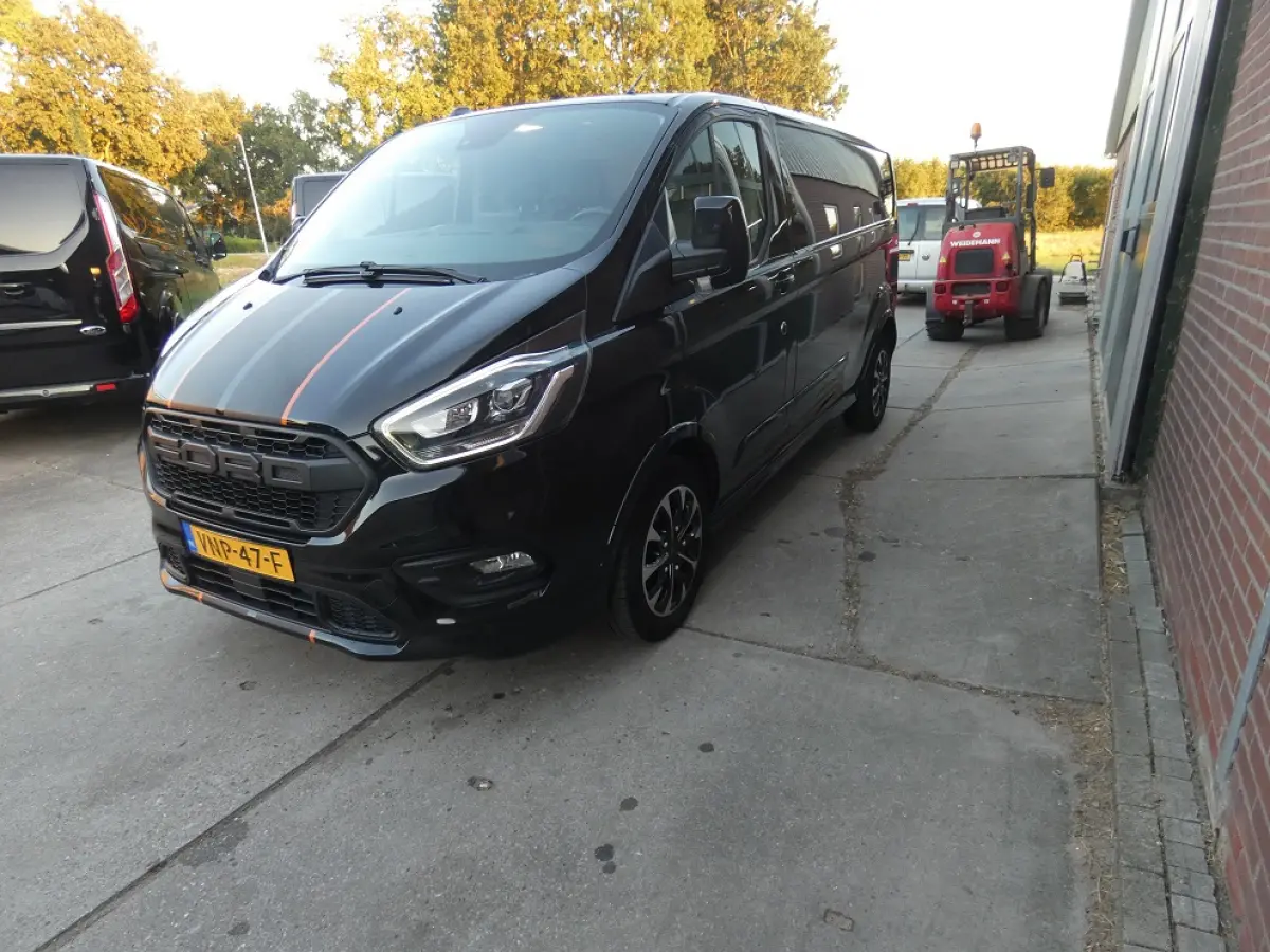 320 2.0 TDCI L2H1 Sport*navi/cam * xenon