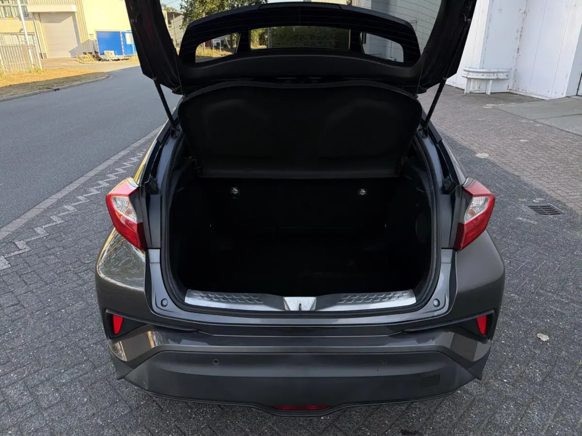 1.2 Executive - ACC/NAVI/KEYLESS/JBL/CAMERA/NAP