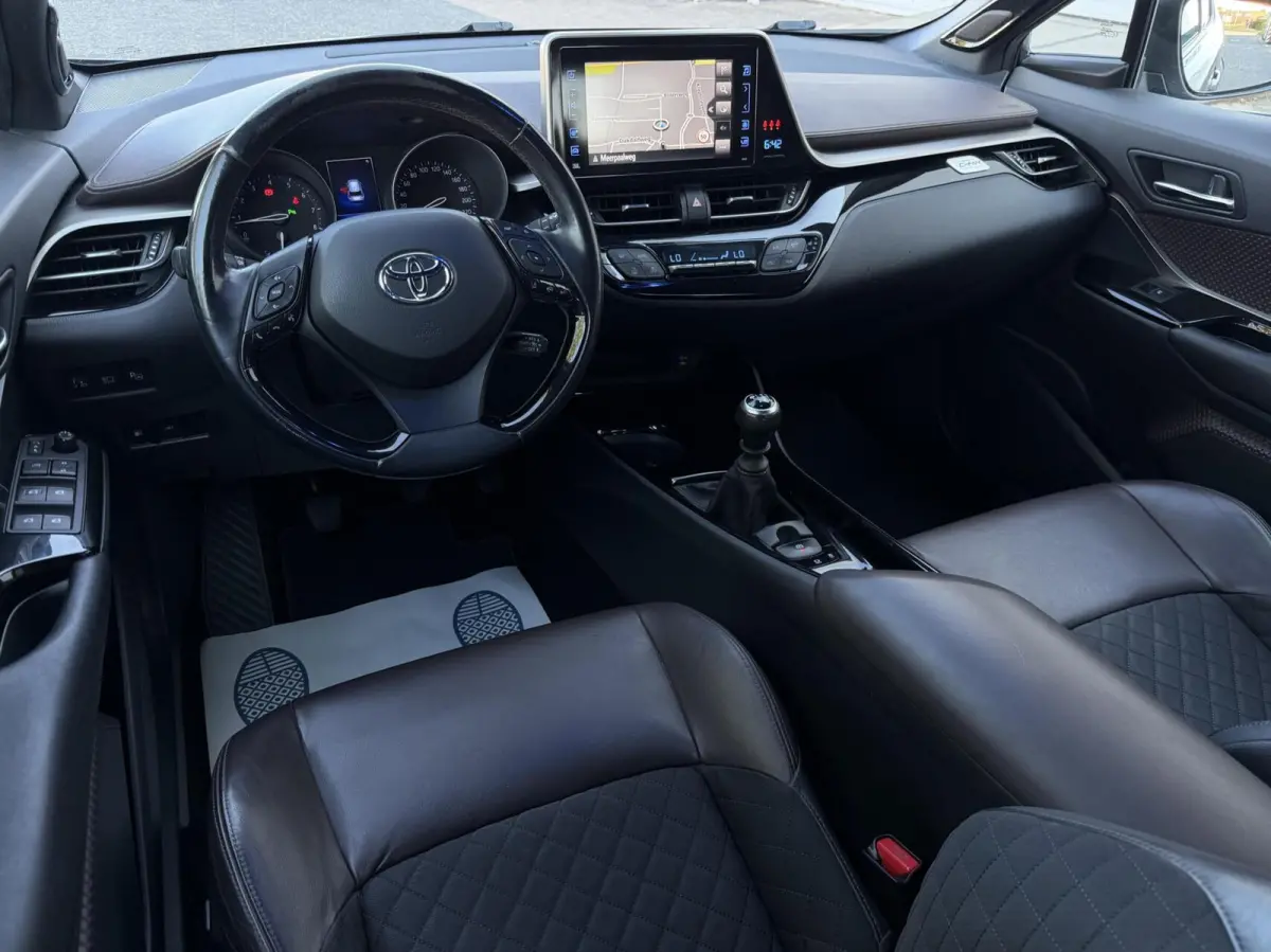 1.2 Executive - ACC/NAVI/KEYLESS/JBL/CAMERA/NAP