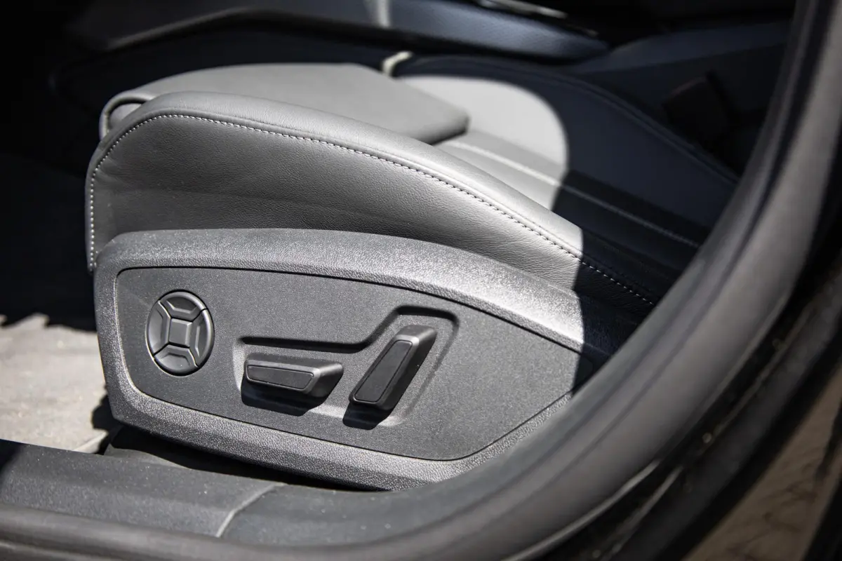 2.0 e-hybrid 299pk quattro S edition | Adaptieve luchtvering | Trekhaak | Bang & Olufsen