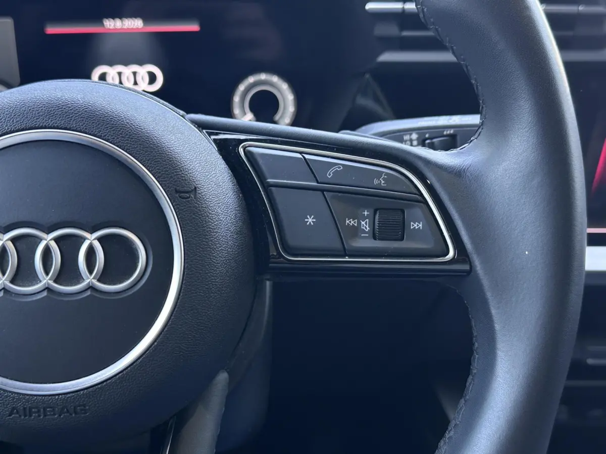 40 TFSI e Advanced Led, Climat, ACC, Carplay, LM..