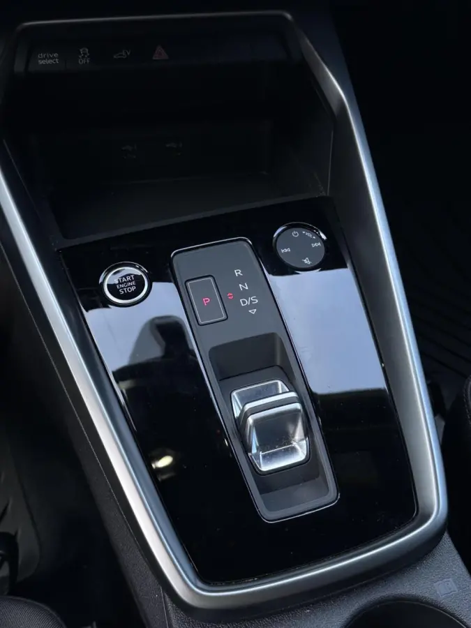 40 TFSI e Advanced Led, Climat, ACC, Carplay, LM..