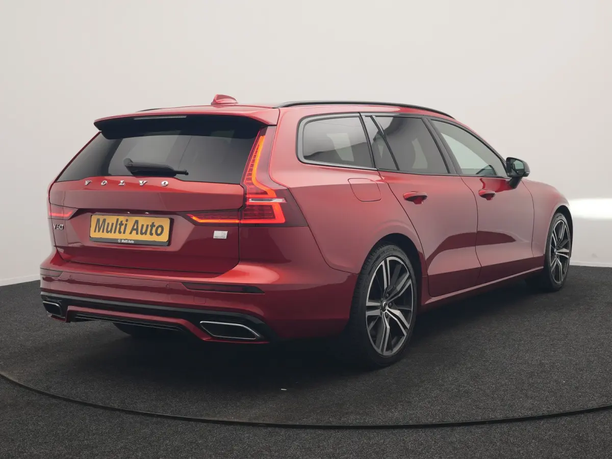 T6 Recharge AWD R-Design PHEV 340pk Dealer O.H | Trehaak Af Fabriek | Camera | Lederen Sportstoelen Memory & Verwarmd | Cruise Control | Pilot Assist | Apple Carplay | Keyless | Stuurverwarm
