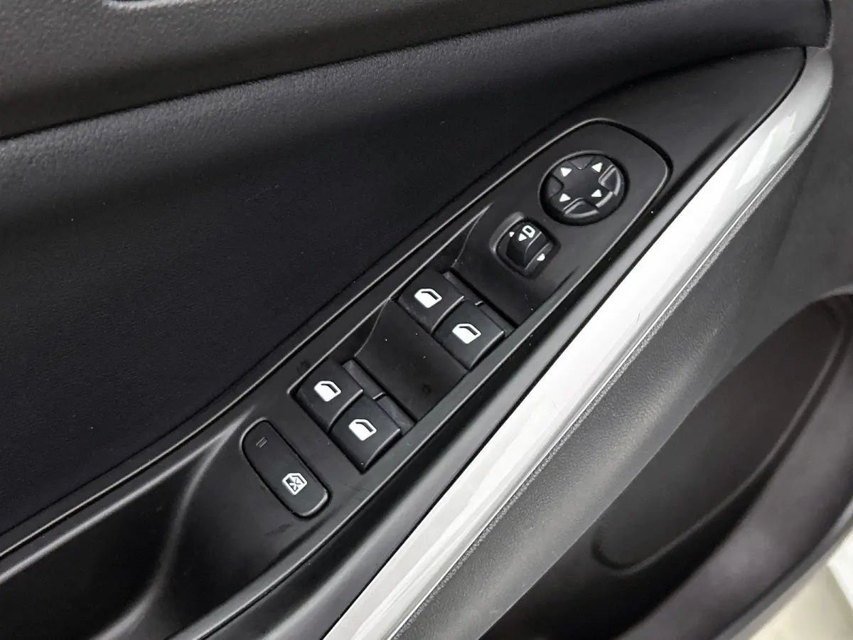 225pk Plug-In Hybrid GS Line | 1ste eigenaar | Accu 93% | Stuur/voorruit/stoelverwarming | Camera | 18"LMV | AGR stoelen | AUTOMAAT