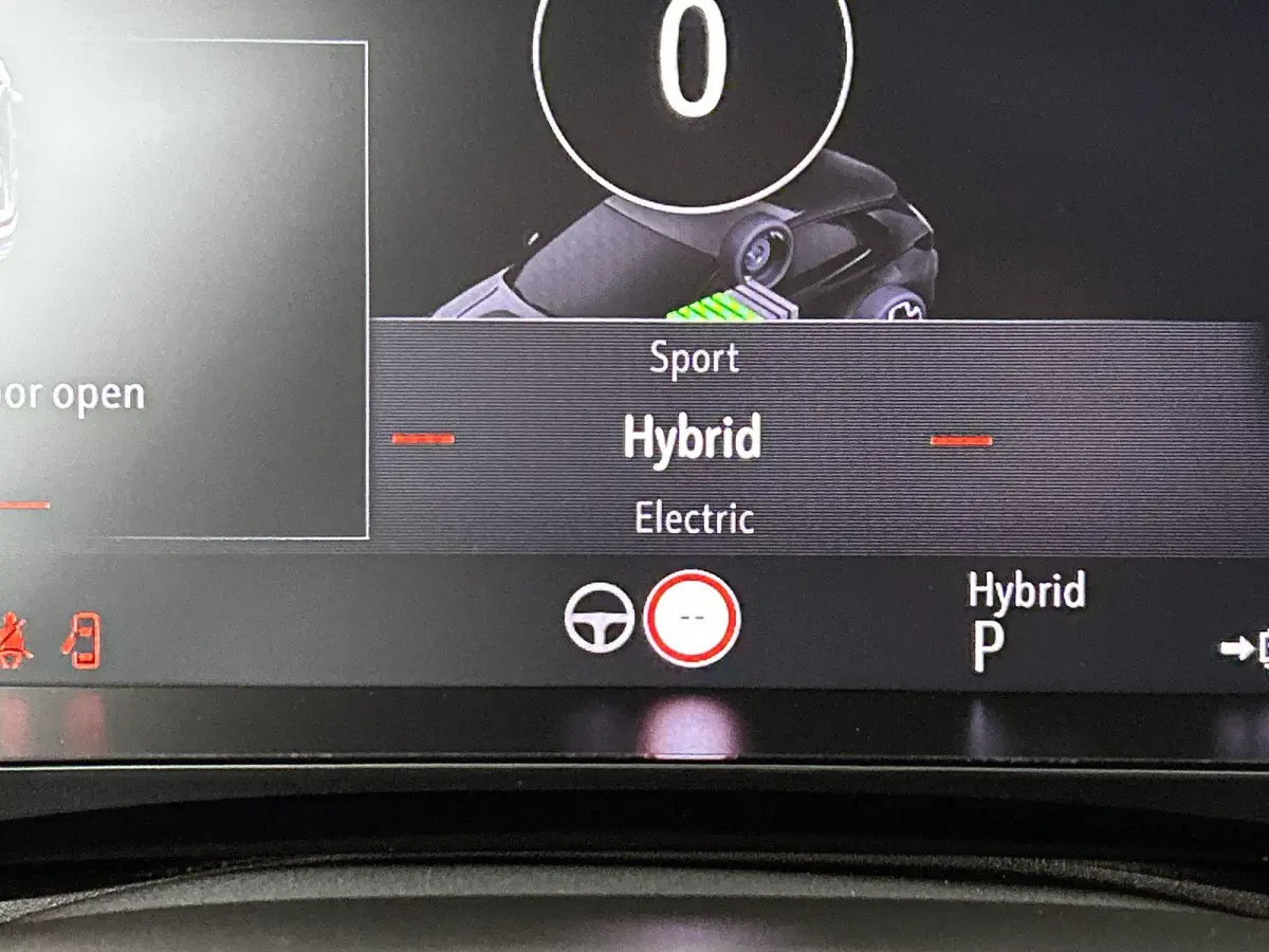 225pk Plug-In Hybrid GS Line | 1ste eigenaar | Accu 93% | Stuur/voorruit/stoelverwarming | Camera | 18"LMV | AGR stoelen | AUTOMAAT