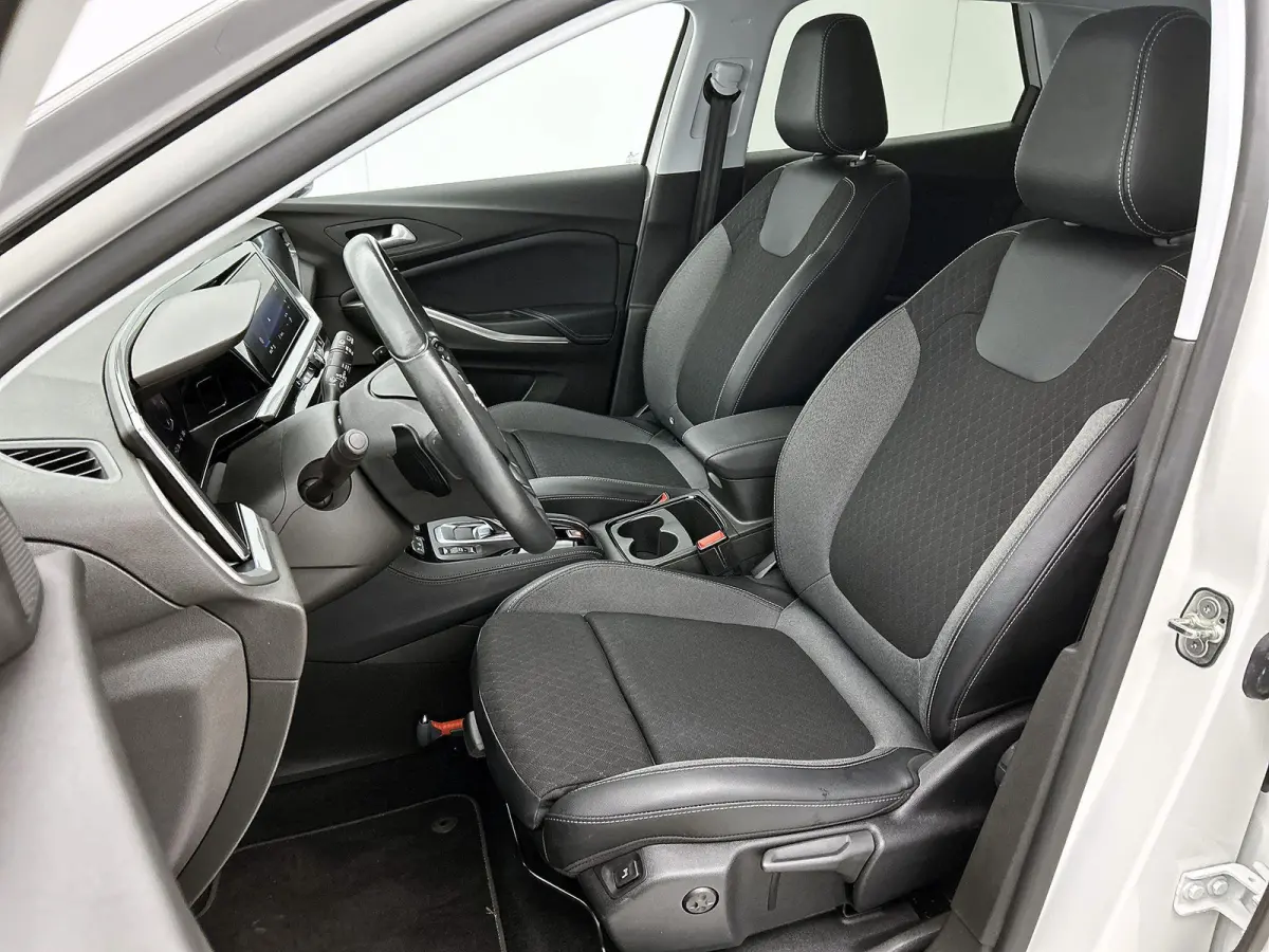 225pk Plug-In Hybrid GS Line | 1ste eigenaar | Accu 93% | Stuur/voorruit/stoelverwarming | Camera | 18"LMV | AGR stoelen | AUTOMAAT