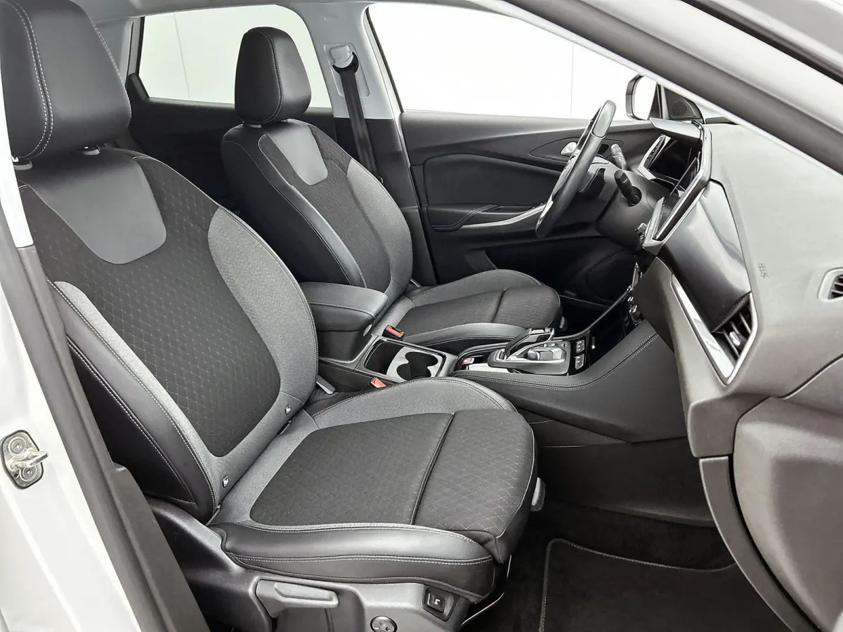 225pk Plug-In Hybrid GS Line | 1ste eigenaar | Accu 93% | Stuur/voorruit/stoelverwarming | Camera | 18"LMV | AGR stoelen | AUTOMAAT
