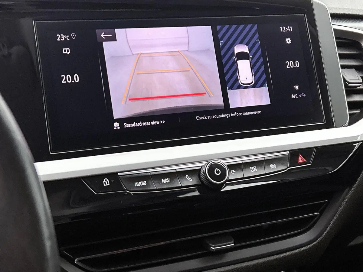 225pk Plug-In Hybrid GS Line | 1ste eigenaar | Accu 93% | Stuur/voorruit/stoelverwarming | Camera | 18"LMV | AGR stoelen | AUTOMAAT