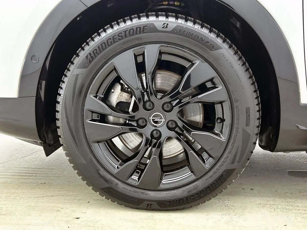 225pk Plug-In Hybrid GS Line | 1ste eigenaar | Accu 93% | Stuur/voorruit/stoelverwarming | Camera | 18"LMV | AGR stoelen | AUTOMAAT