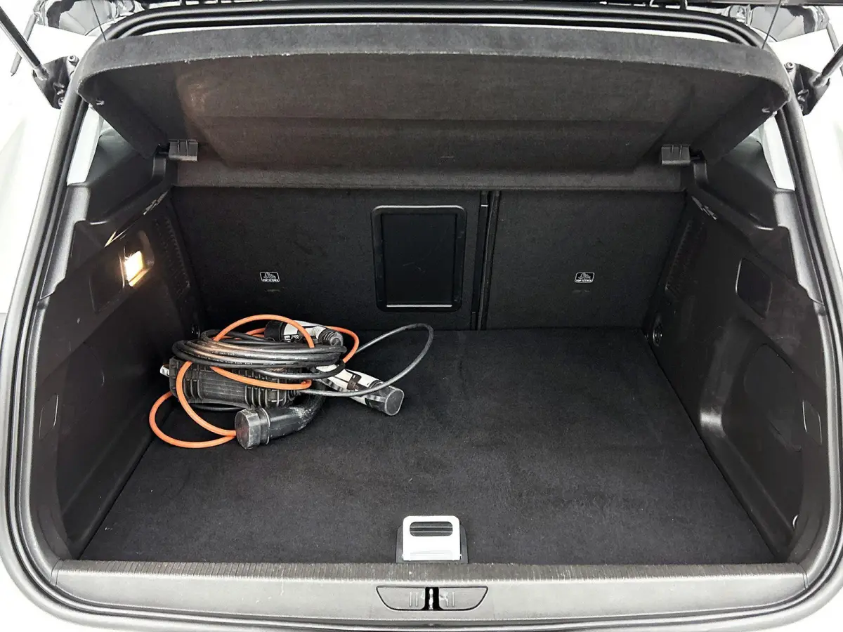 225pk Plug-In Hybrid GS Line | 1ste eigenaar | Accu 93% | Stuur/voorruit/stoelverwarming | Camera | 18"LMV | AGR stoelen | AUTOMAAT