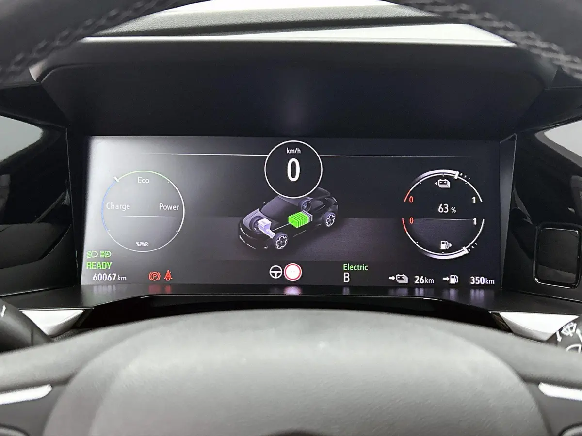 225pk Plug-In Hybrid GS Line | 1ste eigenaar | Accu 93% | Stuur/voorruit/stoelverwarming | Camera | 18"LMV | AGR stoelen | AUTOMAAT