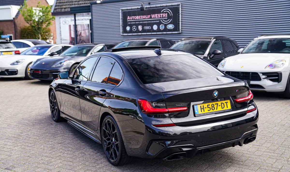 M340i xDrive High Executive Edition | Harman Kardon | HuD | Schuif/kanteldak | 360 cam | Adaptieve Cruise | 374 PK
