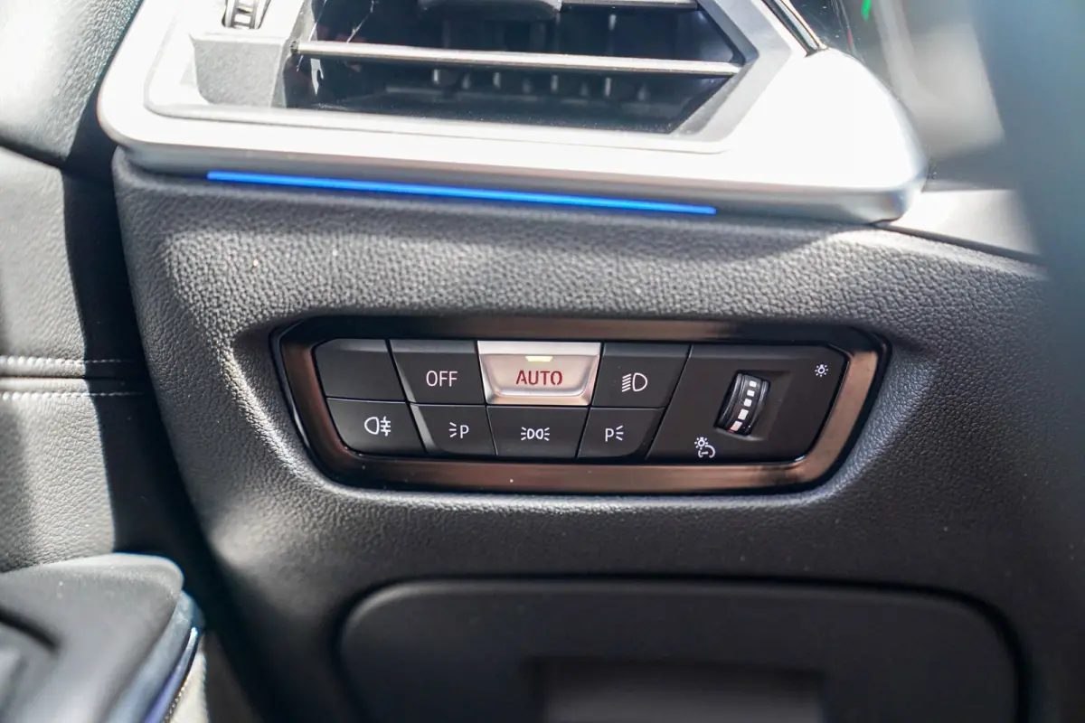 M340i xDrive High Executive Edition | Harman Kardon | HuD | Schuif/kanteldak | 360 cam | Adaptieve Cruise | 374 PK