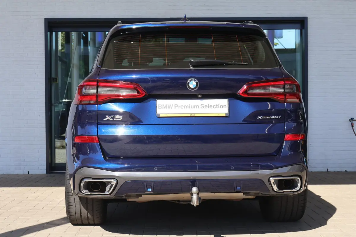 xDrive40i High Executive head-up display | Panoramadak