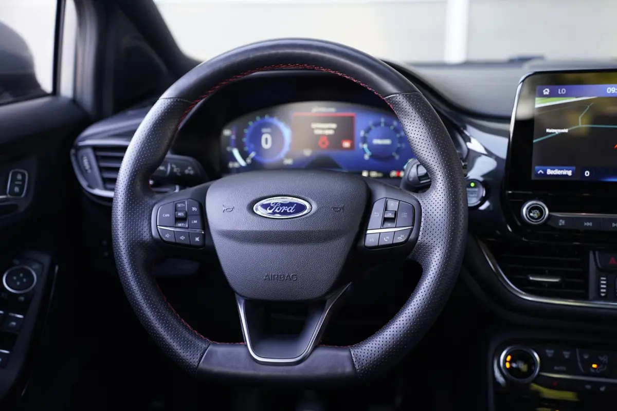 1.0 EcoBoost ST-Line X Navi Led Cruise Keyless