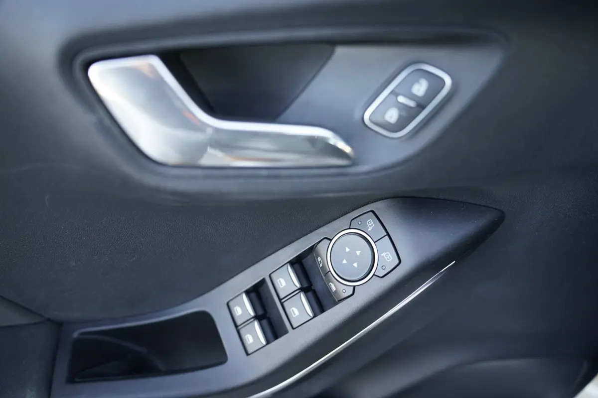 1.0 EcoBoost ST-Line X Navi Led Cruise Keyless