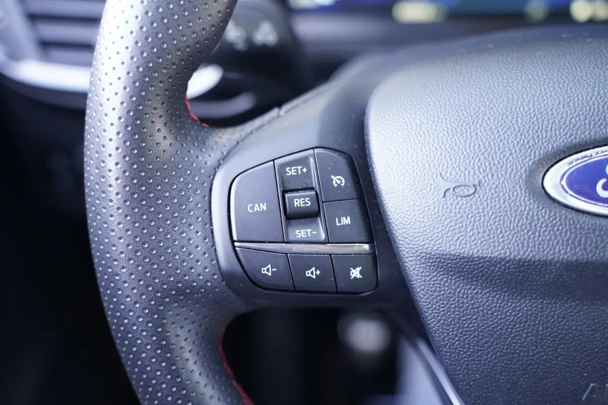 1.0 EcoBoost ST-Line X Navi Led Cruise Keyless