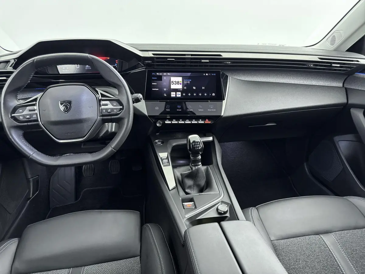 130pk Allure Pack Business | Navigatie | CarPlay | Adaptieve Cruise Control | All Season Banden | 360 Camera