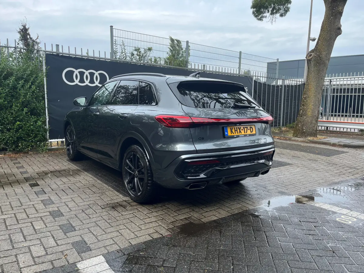 2.0 TFSI e-hybrid quattro S edition | Luchtvering | Trekhaak | Panoramadak | Tech Plus | Optiek zwart |