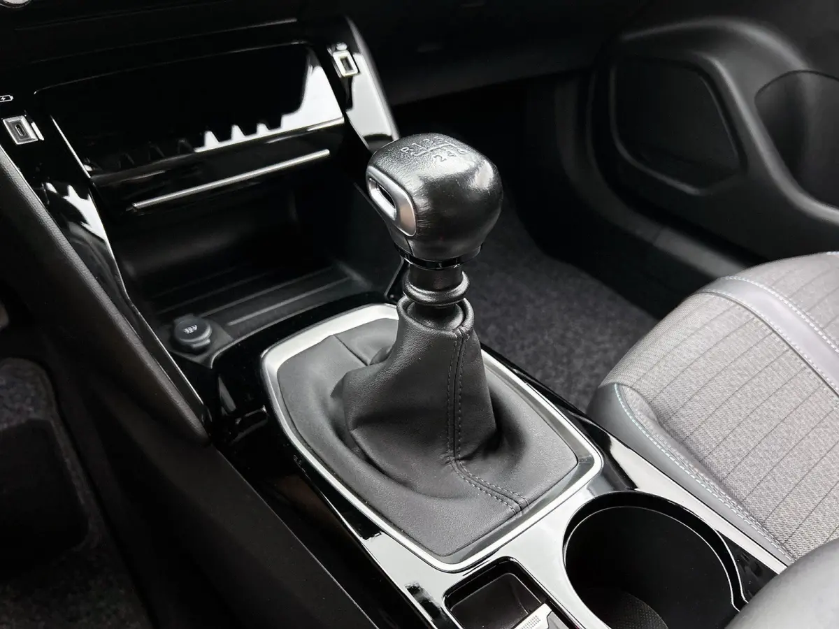 1.2 Puretech 96kW S&S Allure | Apple Carplay / Android Auto | Achteruitrijcamera | Parkeersensoren |