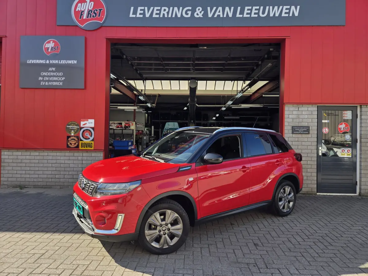 1.4 Boosterjet Select Smart Hybrid Automaat/ Parkeersensoren voor/ Apple Carplay-Android auto/ Camera/ Rijklaarprijs