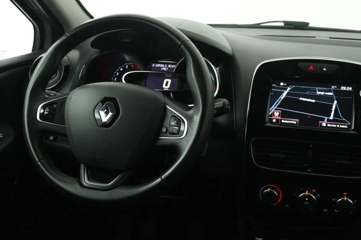 0.9 TCe Limited (TREKHAAK, NAVIGATIE, CAMERA, PARKEERSENSOREN, BLUETOOTH, CRUISE CONTROL)