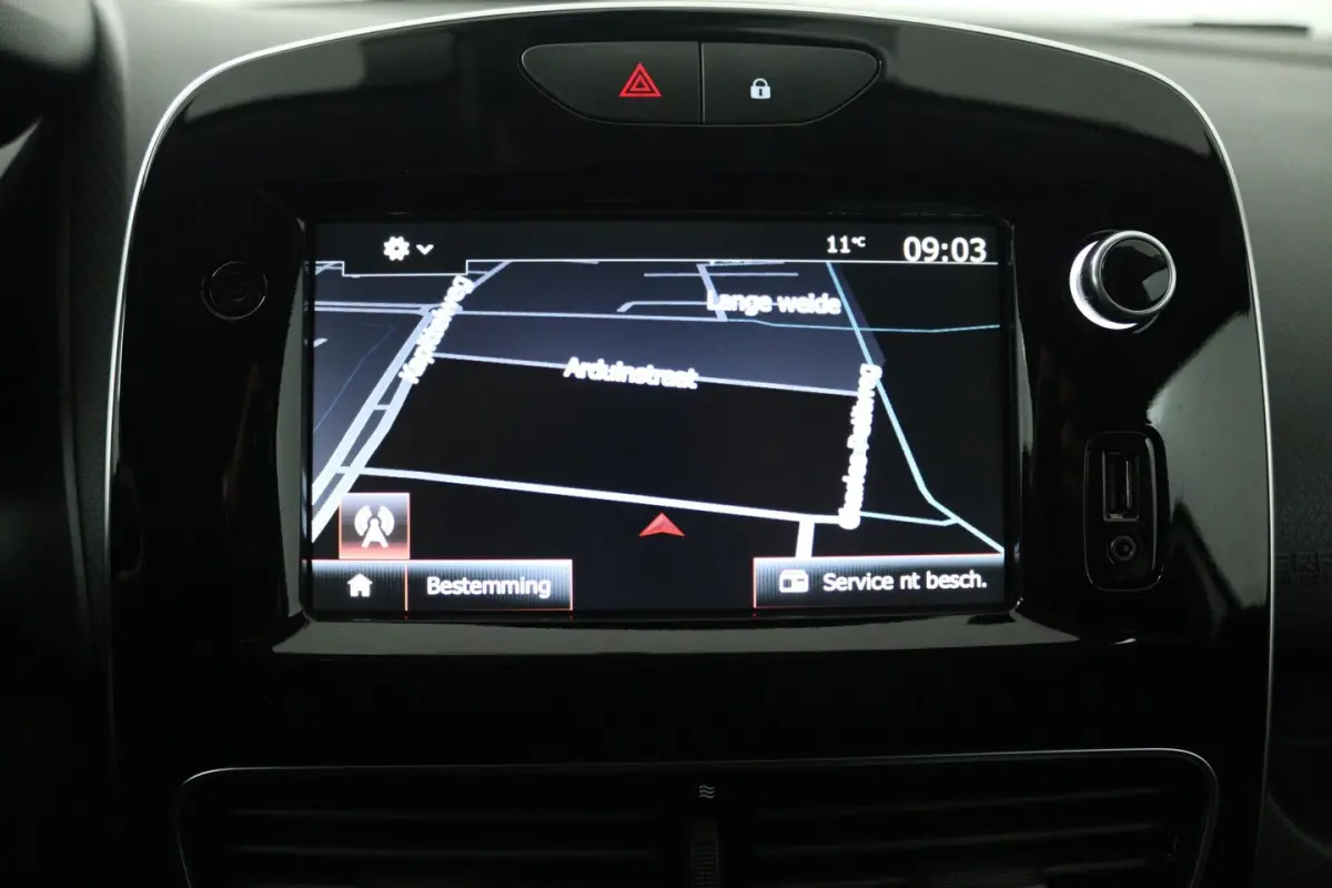 0.9 TCe Limited (TREKHAAK, NAVIGATIE, CAMERA, PARKEERSENSOREN, BLUETOOTH, CRUISE CONTROL)