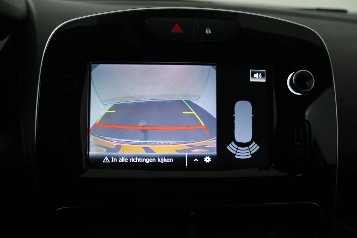 0.9 TCe Limited (TREKHAAK, NAVIGATIE, CAMERA, PARKEERSENSOREN, BLUETOOTH, CRUISE CONTROL)