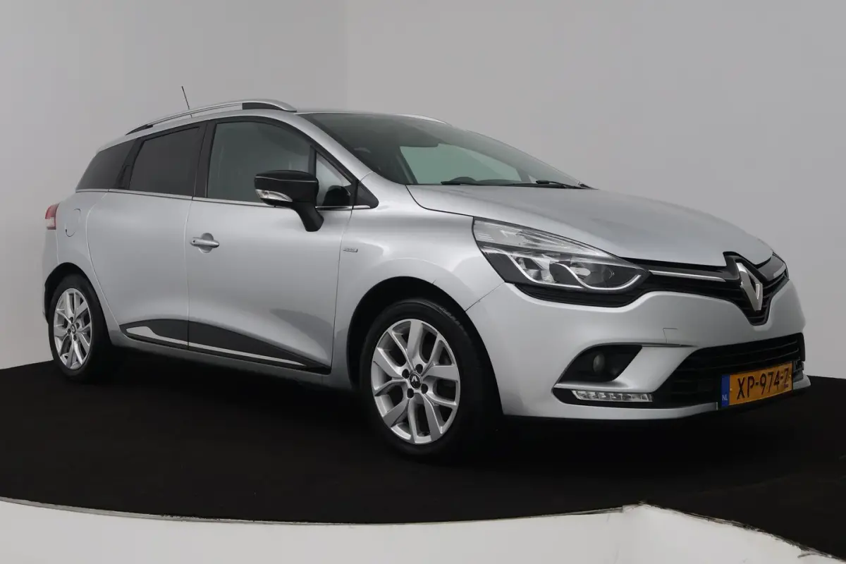 0.9 TCe Limited (TREKHAAK, NAVIGATIE, CAMERA, PARKEERSENSOREN, BLUETOOTH, CRUISE CONTROL)