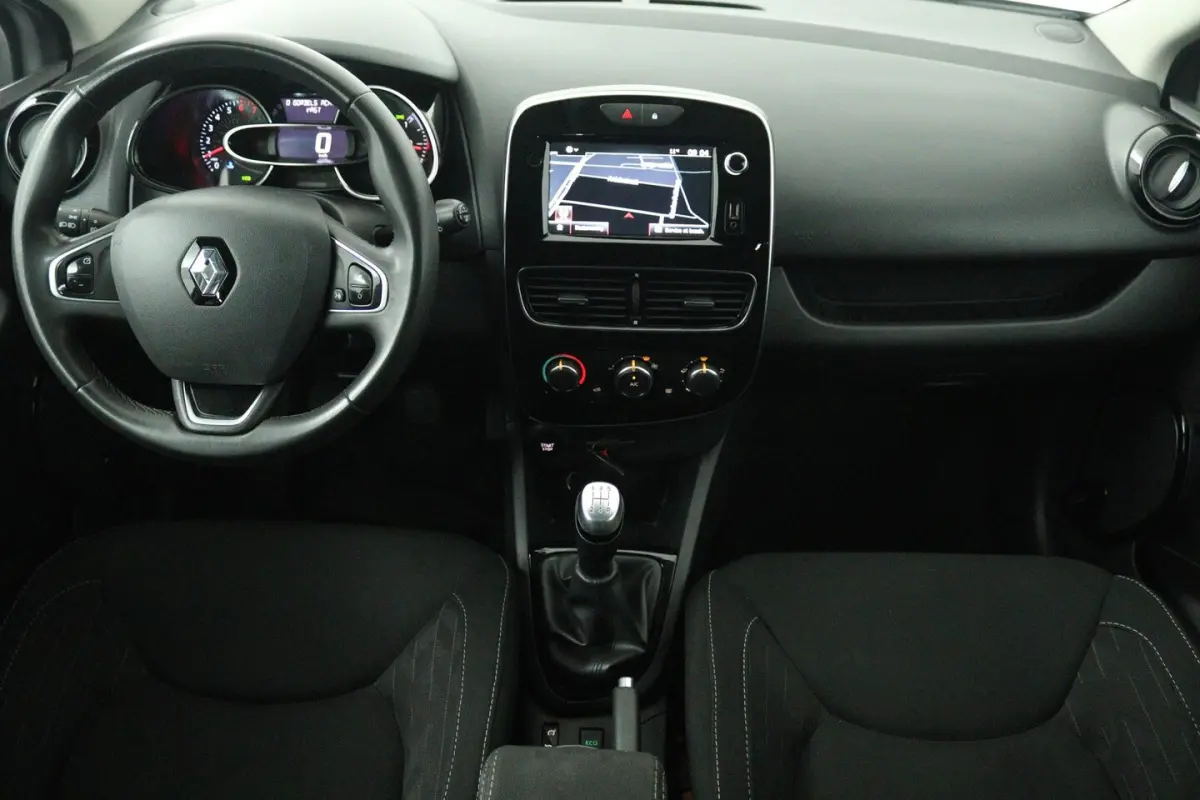 0.9 TCe Limited (TREKHAAK, NAVIGATIE, CAMERA, PARKEERSENSOREN, BLUETOOTH, CRUISE CONTROL)