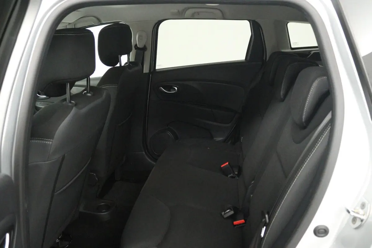 0.9 TCe Limited (TREKHAAK, NAVIGATIE, CAMERA, PARKEERSENSOREN, BLUETOOTH, CRUISE CONTROL)