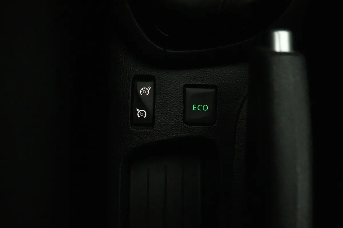 0.9 TCe Limited (TREKHAAK, NAVIGATIE, CAMERA, PARKEERSENSOREN, BLUETOOTH, CRUISE CONTROL)