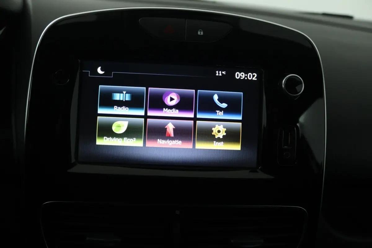 0.9 TCe Limited (TREKHAAK, NAVIGATIE, CAMERA, PARKEERSENSOREN, BLUETOOTH, CRUISE CONTROL)