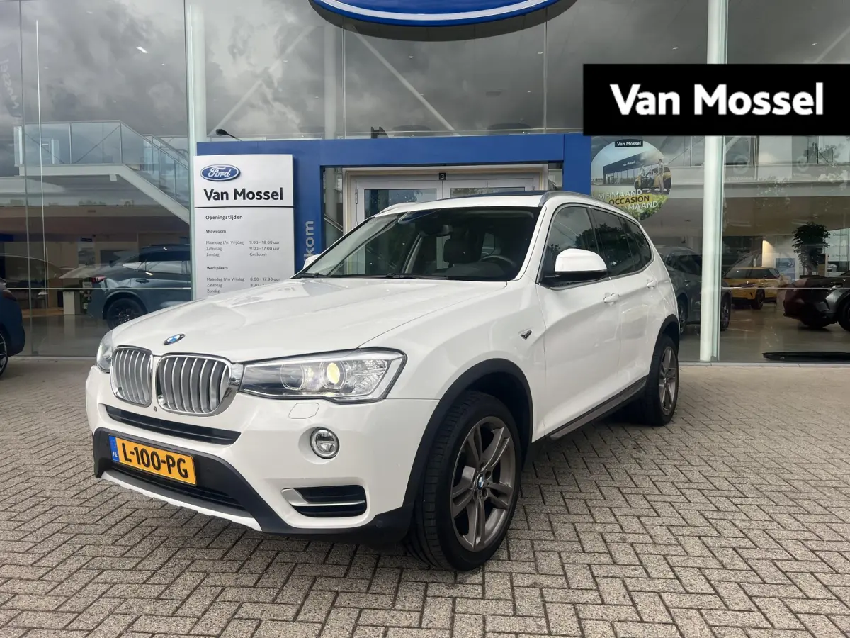 xDrive28i Centennial High Executive | Head-up | Panoramadak | Camera voor+achter | Elek. Achterklep | Bi-Xenon | Flippers | Stoelverwarming | Elek. Stoelen met Memory voor bestuurder