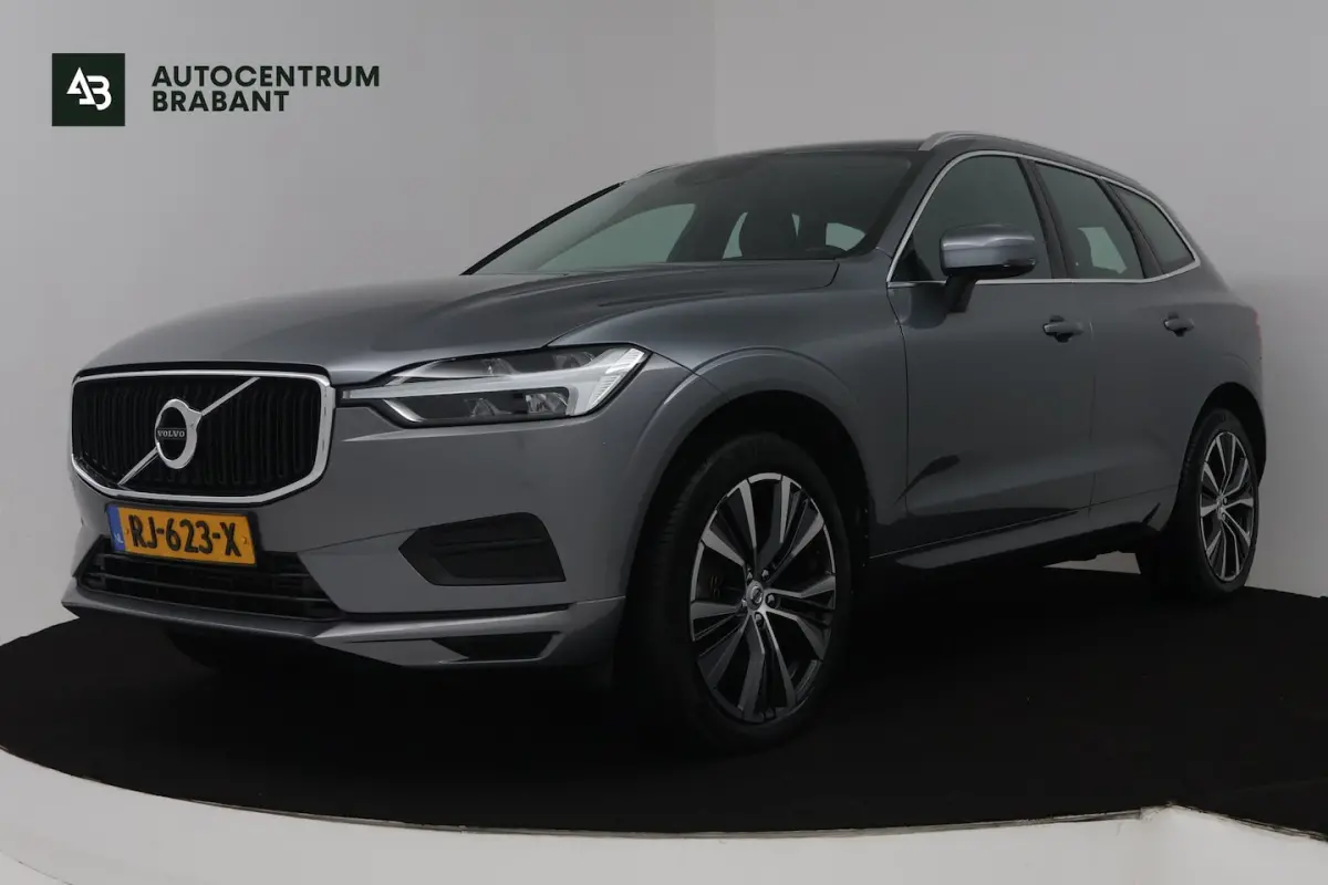 2.0 T5 AWD Momentum (TREKHAAK, STOELVERWARMING, ELEKTR STOELEN, CRUISE CONTROL, PARKEERSEN