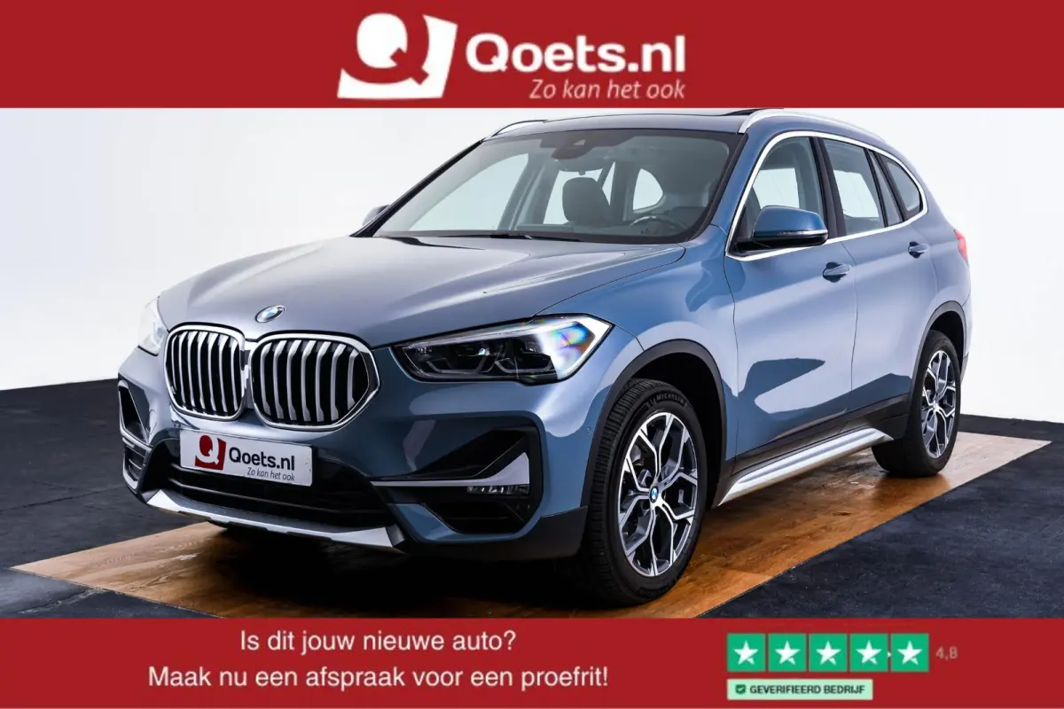 sDrive20i xLine - Trekhaak - Panoramadak - Elektrisch verstelbare/verwarmde stoelen - Head up - Elektrische achterklep - Cruise control - Sportstoelen - Stuurwielrand verwarmd - Navigatiesys