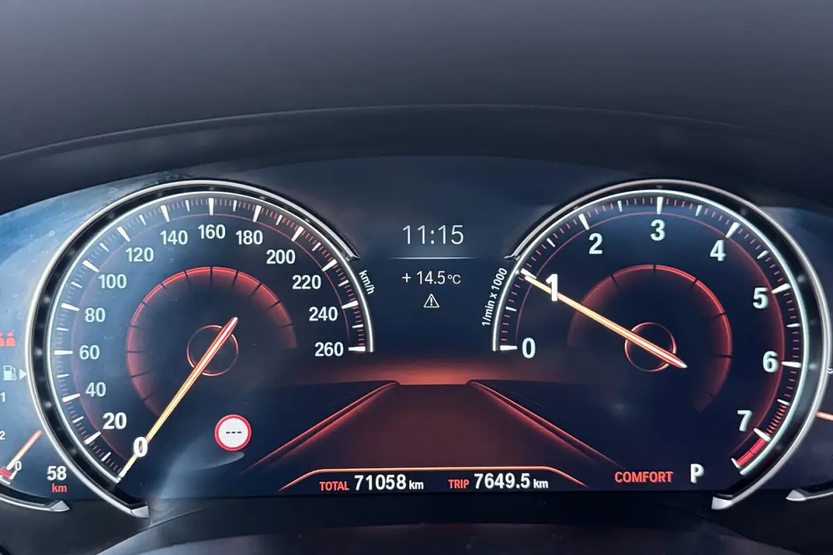 Gran Turismo 630i High Executive (PANORAMADAK, H&K AUDIO, STOELVERWARMING/VERKOELING, STUURVERWARMING,
