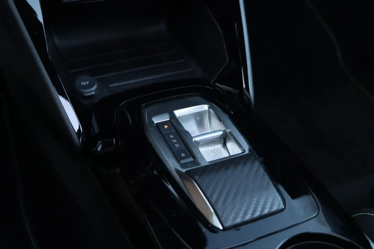 EV 54 kWh |GT| Panodak AdaptiveCruise AppleCarplay 18'Inch 360View Blackbeauty! 47000KM BJ2024