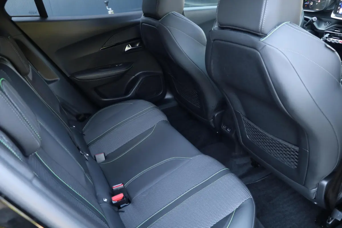 EV 54 kWh |GT| Panodak AdaptiveCruise AppleCarplay 18'Inch 360View Blackbeauty! 47000KM BJ2024
