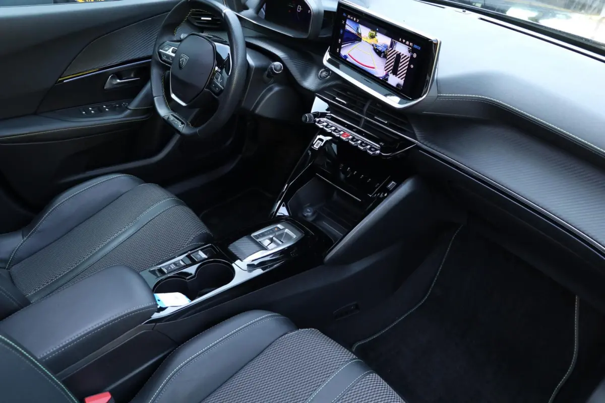 EV 54 kWh |GT| Panodak AdaptiveCruise AppleCarplay 18'Inch 360View Blackbeauty! 47000KM BJ2024