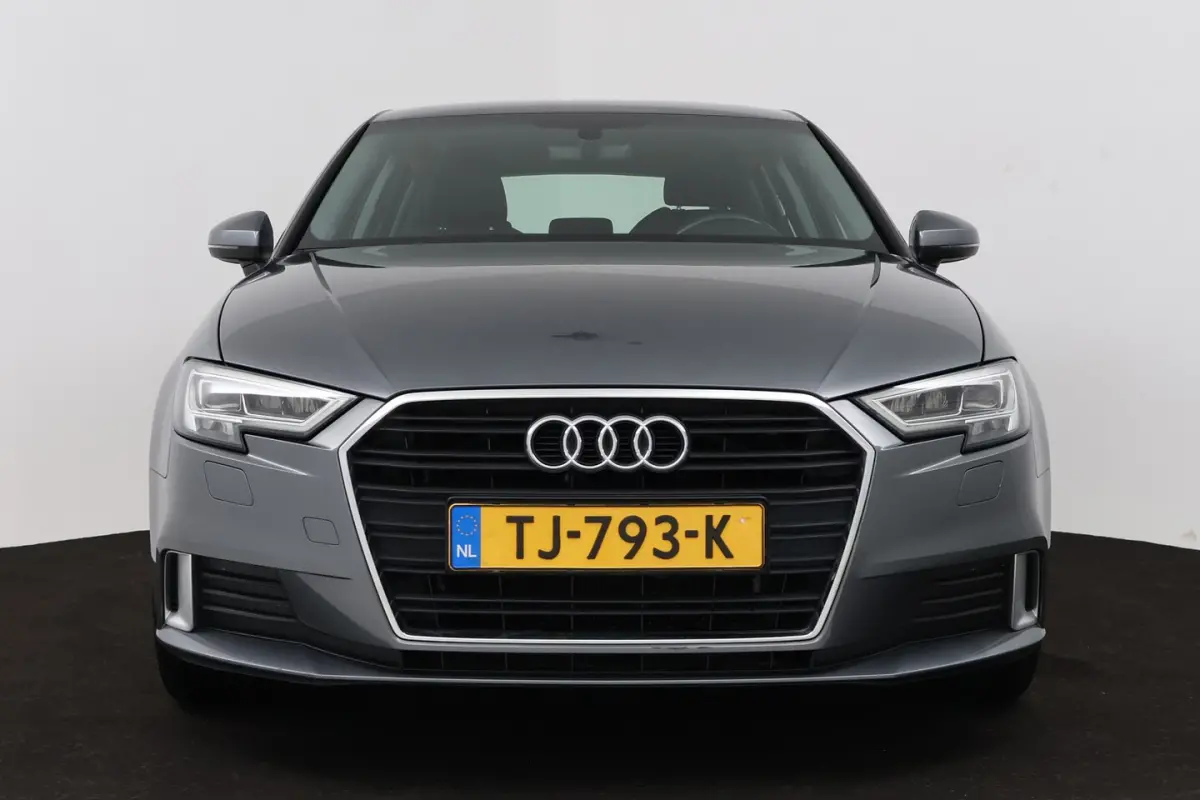 1.0 TFSI Sport Lease Edition Automaat (PARKEERSENSOREN, NAVIGATIE, CRUISE CONTROL, AUTOMAA