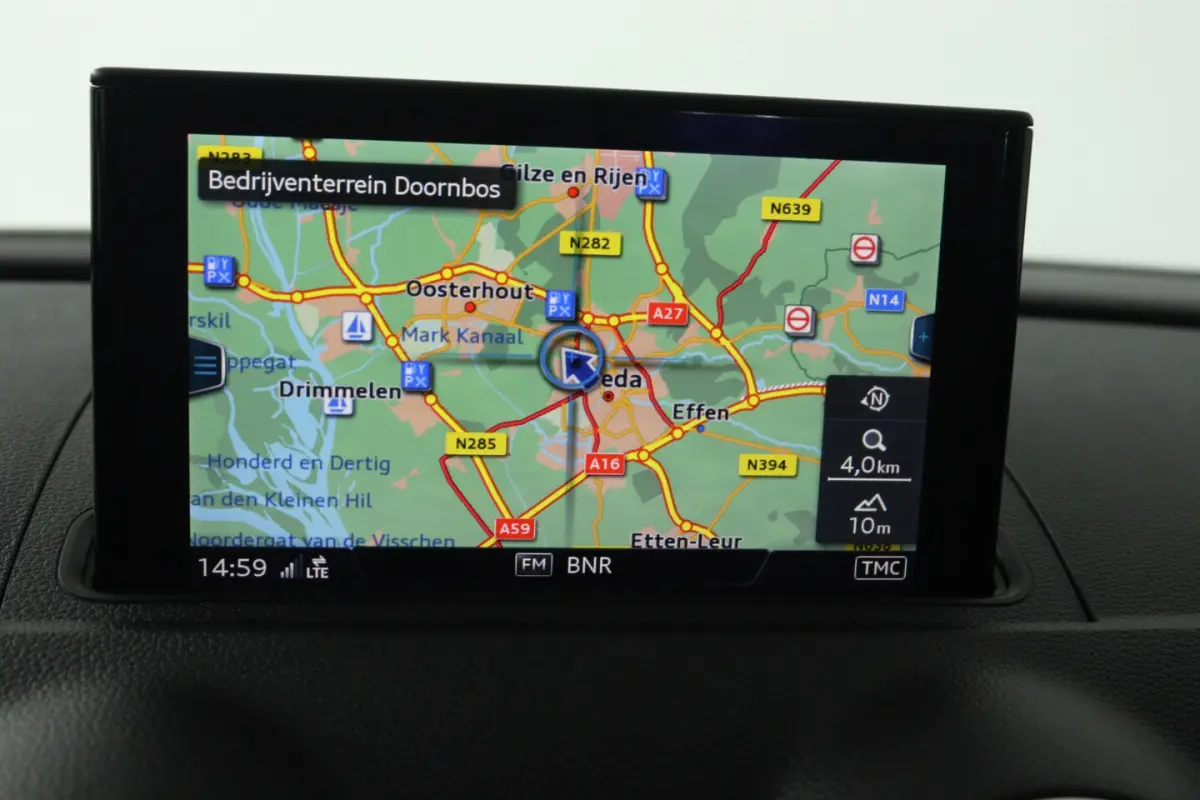 1.0 TFSI Sport Lease Edition Automaat (PARKEERSENSOREN, NAVIGATIE, CRUISE CONTROL, AUTOMAA
