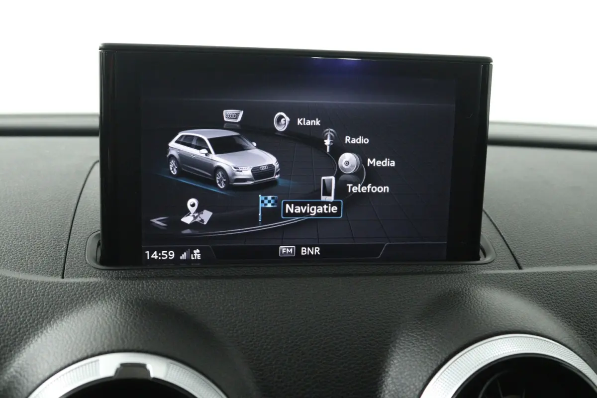 1.0 TFSI Sport Lease Edition Automaat (PARKEERSENSOREN, NAVIGATIE, CRUISE CONTROL, AUTOMAA
