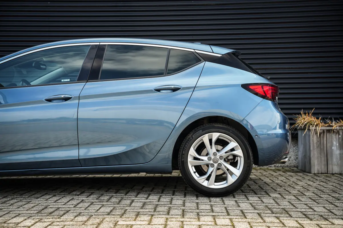 1.6 SIDI 200pk Innovation | 1e Eigenaar | ECC | CC | DAB+ | CarPlay | Keyless |Camera |