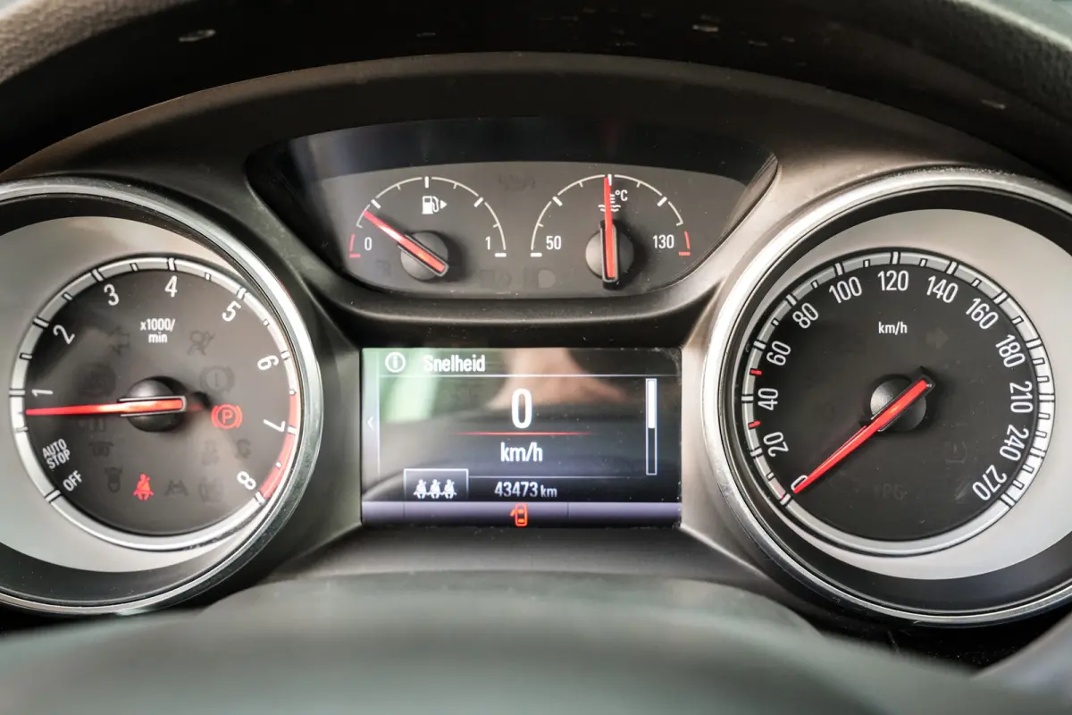 1.6 SIDI 200pk Innovation | 1e Eigenaar | ECC | CC | DAB+ | CarPlay | Keyless |Camera |