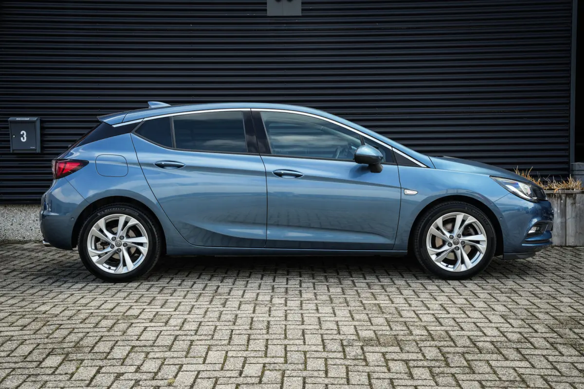 1.6 SIDI 200pk Innovation | 1e Eigenaar | ECC | CC | DAB+ | CarPlay | Keyless |Camera |