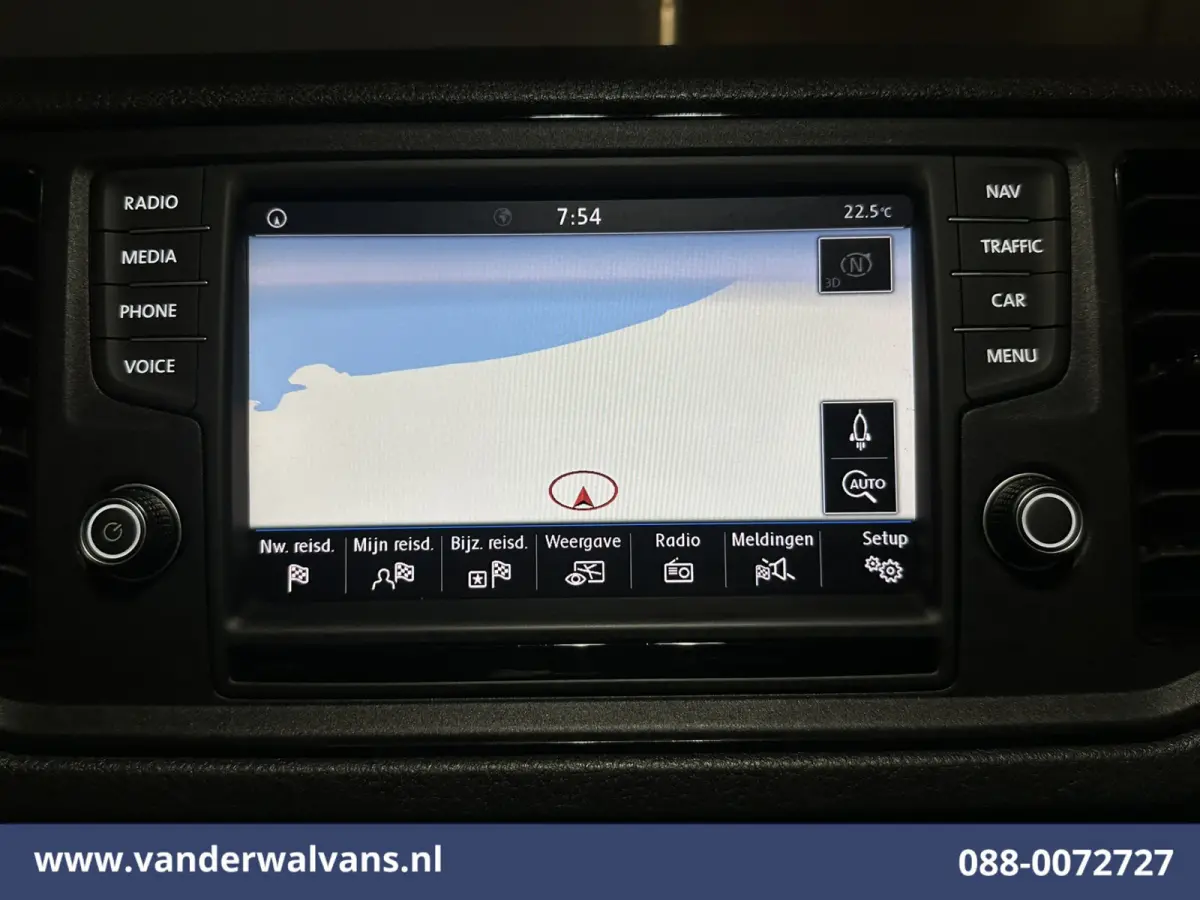 2.0 TDI L3H2 L2H1 Euro6 Airco | Camera | Navigatie | Apple Carplay | Stoelverwarming Android Auto, 2500kg Trekhaak, Verwarmde voorruit, Parkeersensoren, Bijrijdersbank